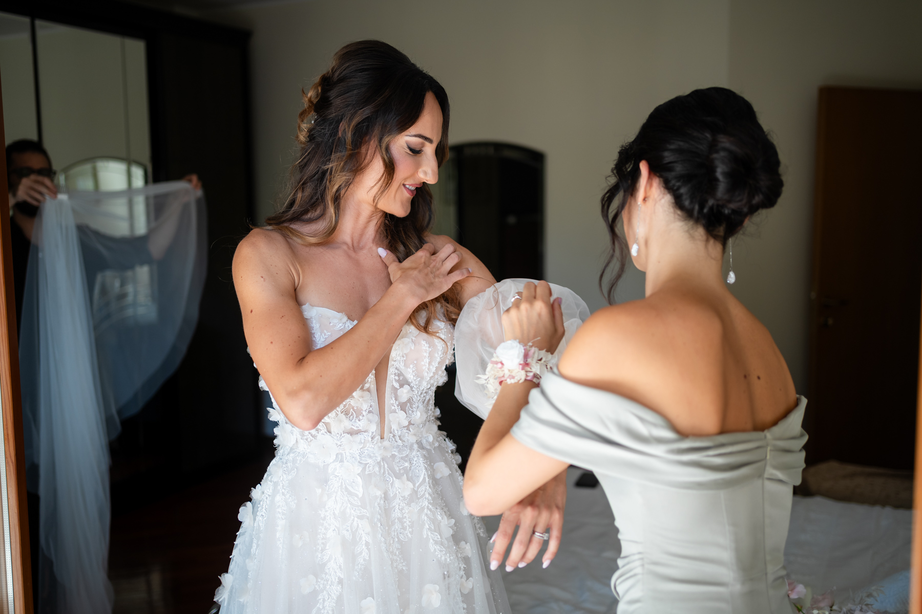 vestizione sposa