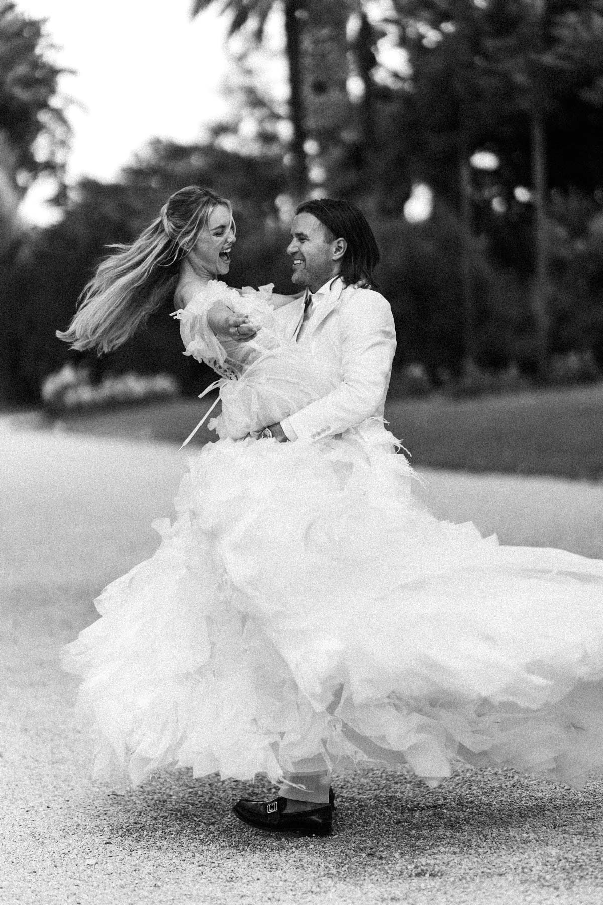 Romantic Italian wedding in Abruzzo, with a Dutch couple and their closest loved ones