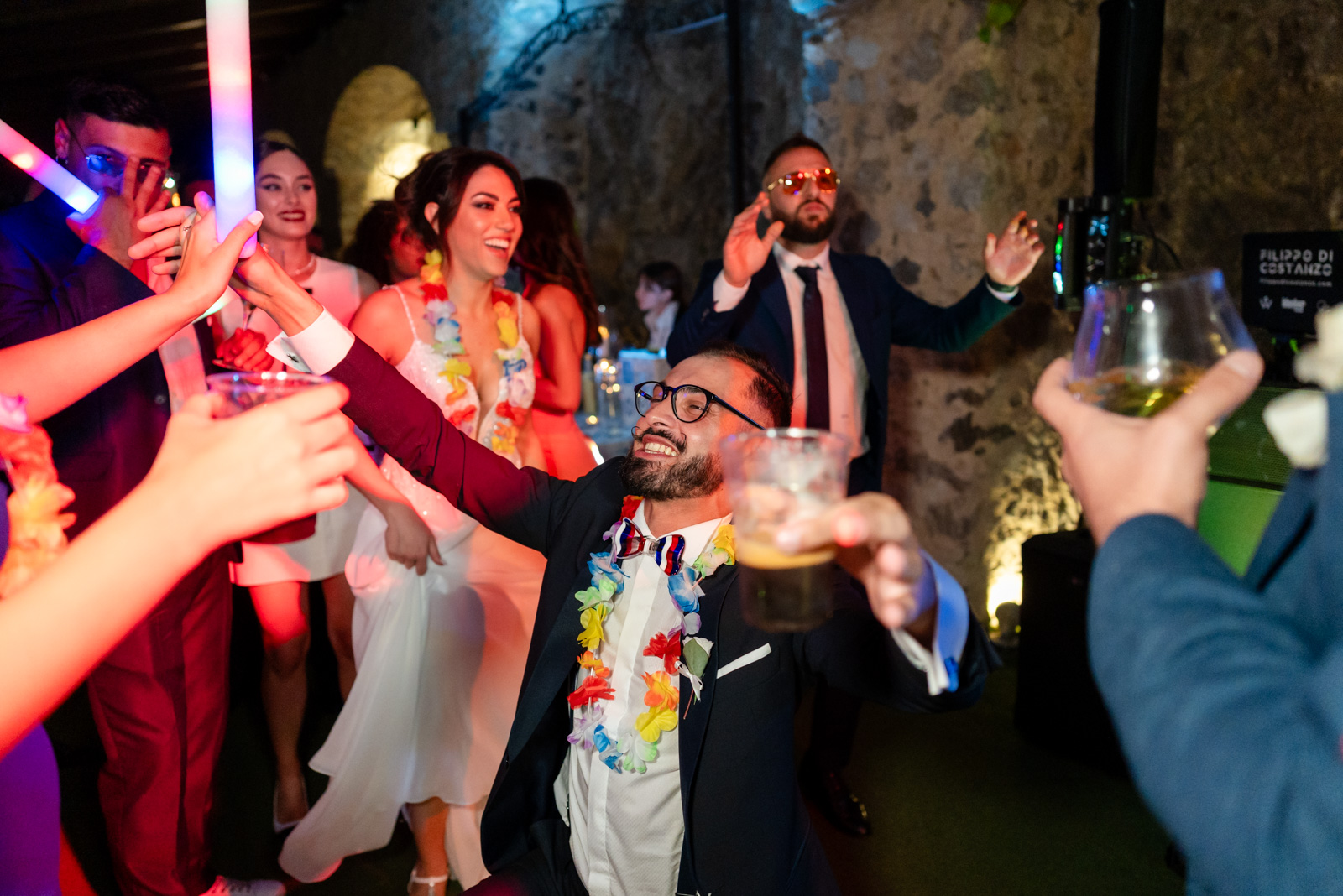 Farewell moment as the newlyweds leave their reception in Amalfi
